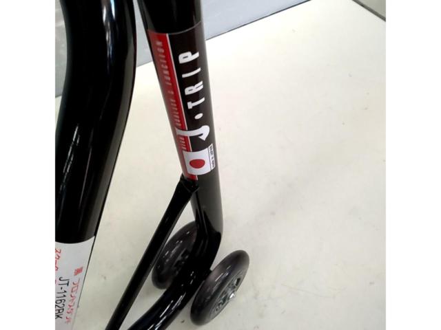 J · TRIP
JT-1162BK
Front stand