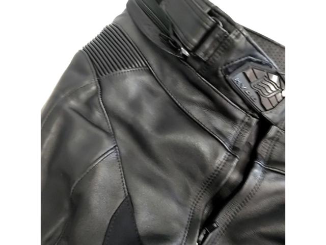 HYOD
MHI-115-K
Leather pants
Size: LW