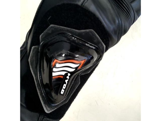 HYOD
MHI-115-K
Leather pants
Size: LW