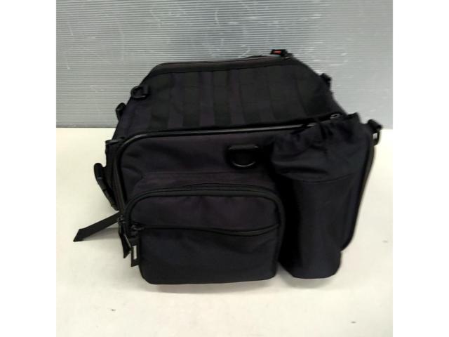 HenlyBegins
DH-717
Seatback BASIC
Size: S
Capacity: 20-26 L