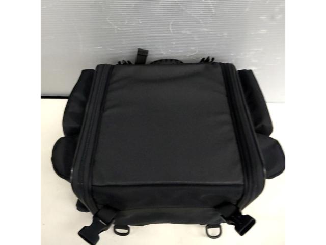 HenlyBegins
DH-717
Seatback BASIC
Size: S
Capacity: 20-26 L