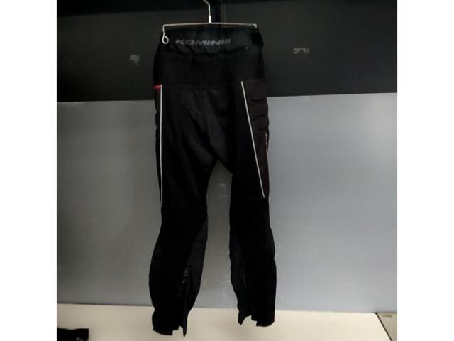 KOMINE
Riding mesh pants
Size: M