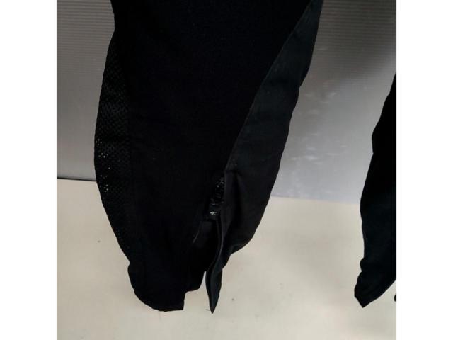 KOMINE
Riding mesh pants
Size: M