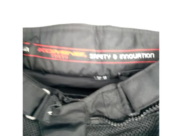 KOMINE
Riding mesh pants
Size: M