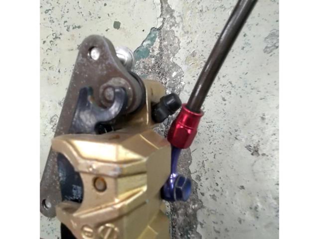 メーカー不明 ブレーキマスター+フロントキャリパー