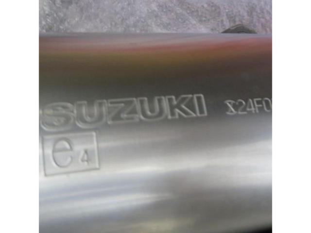 【SUZUKI】 純正サイレンサー GSX1300R 隼(’20)外し 