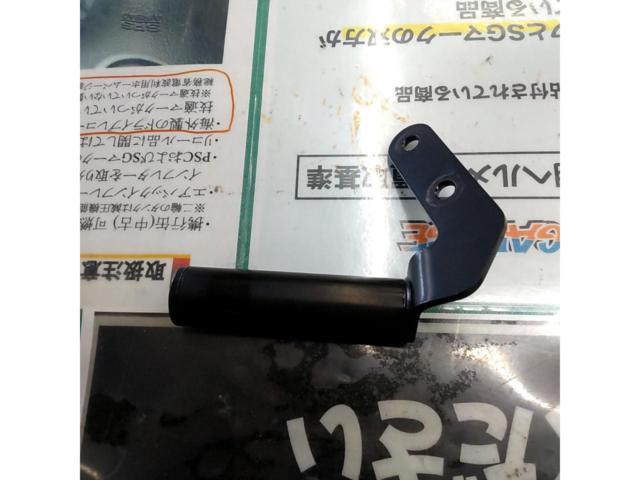 メーカー不明 マルチバー M6穴 ピッチ32mm
