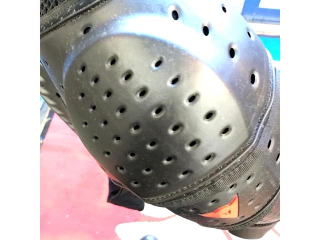 【Dainese(ダイネーゼ)】ボディプロテクター