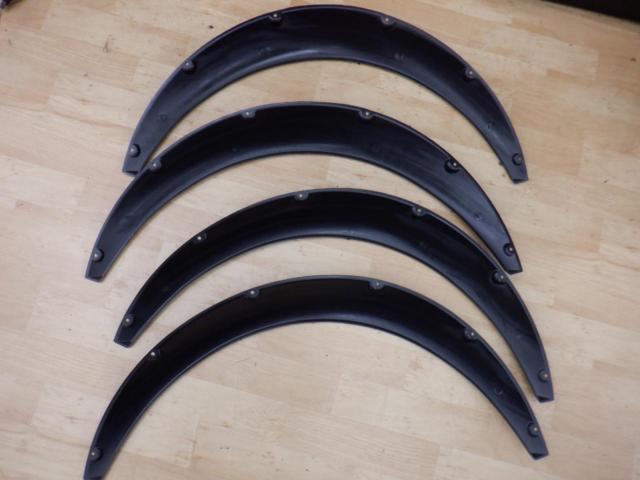 Unknown Manufacturer
Fenders
Wide width unknown
Model unknown