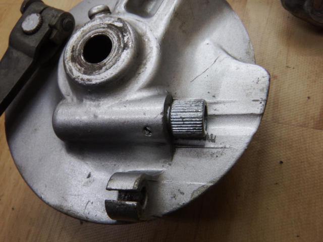 HONDA 純正フロントブレーキハブ 4本スポークタイプ シャリー CF50-1/2/3(-’78)