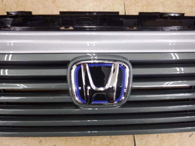 HONDA
Genuine front grille
Vu~ezeru
RV6
e:HEV
X
Remove late