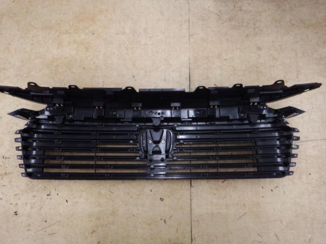 HONDA
Genuine front grille
Vu~ezeru
RV6
e:HEV
X
Remove late