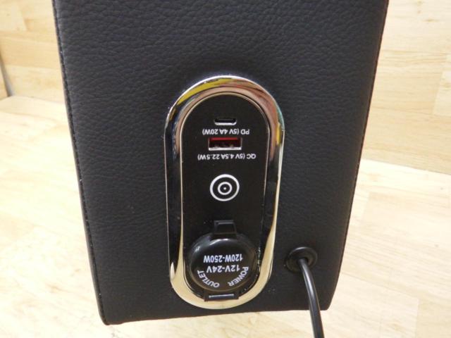 メーカー不明 イルミネーション付シートセンターコンソールBOX N-BOX JF1/JF2