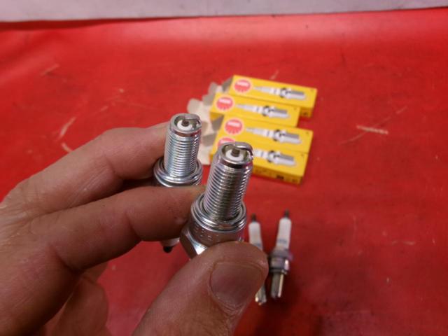 【NGK】 6263 CR9E スパークプラグ 4本セット 未使用品