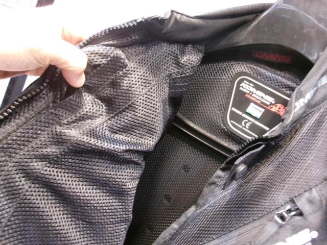 サイズL 【KOMINE】 07-137 カーボンプロテクトメッシュジャケット ブラック