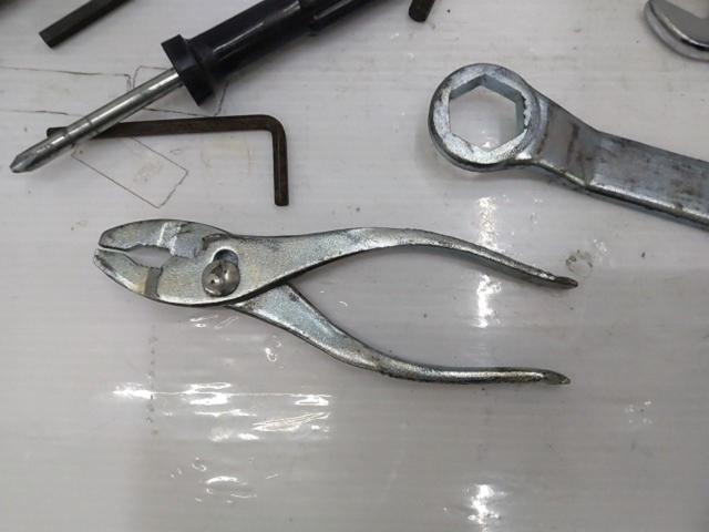 メーカー不明 車載工具