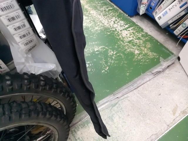 GOLDWIN スタンダードオーバーパンツ