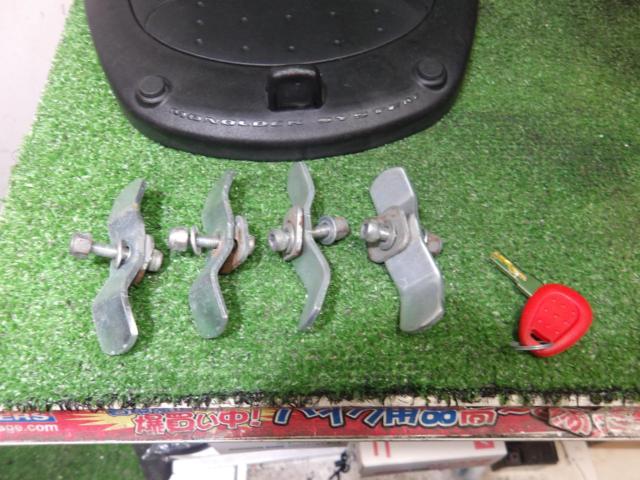 B27N2D【GIVI】モノロックトップケース