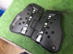 【RSタイチ】TRV067 セパレートチェストプロテクター(ボタンタイプ)