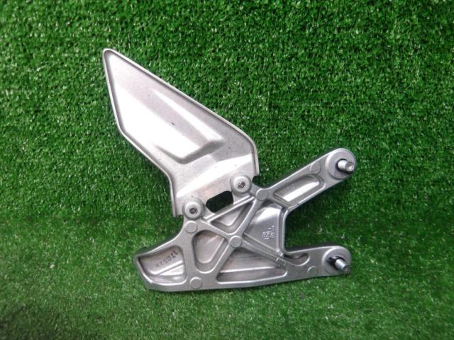 CBR600RR(PC40)(25年外し)【HONDA】純正ステップ