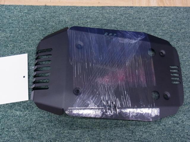 R9T(17-23年式) メーカー不明 アンダーガード/スキッドプレート