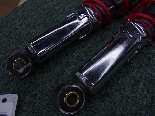 DAX125より取外し メーカー不明 リアショック 左右セット 上下穴径10mm 自由長330mm
