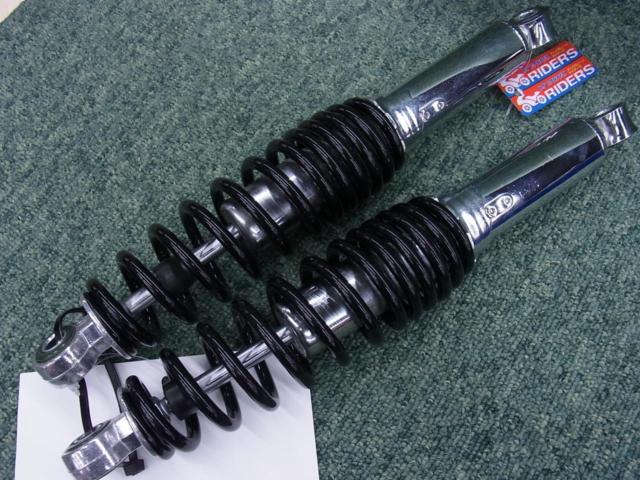 DAX125より取外し メーカー不明 リアショック 左右セット 上下穴径10mm 自由長315mm