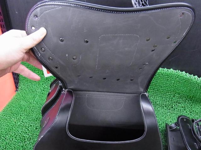 メーカー不明 合皮サドルバッグ左右セット