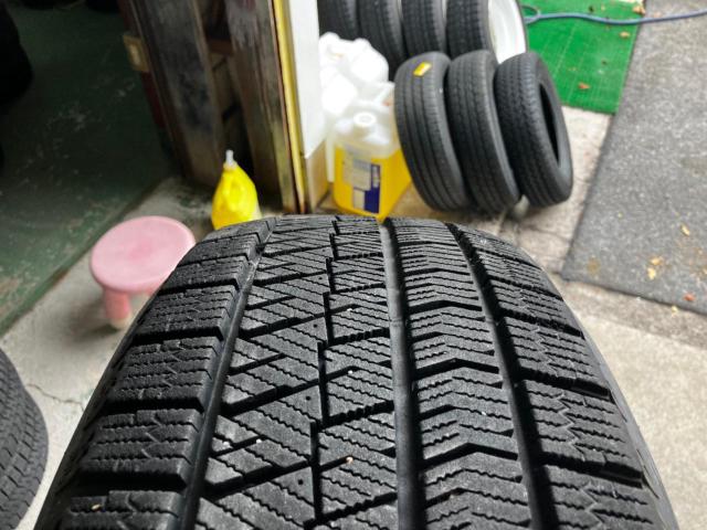 BRIDGESTONE BLIZZAK VRX2
