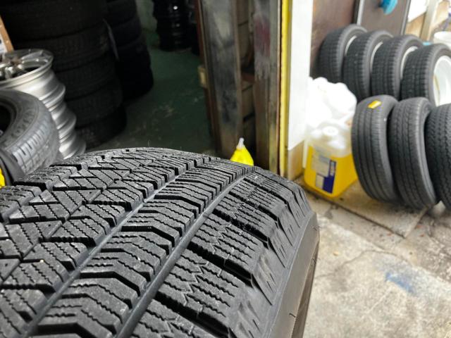 BRIDGESTONE BLIZZAK VRX2
