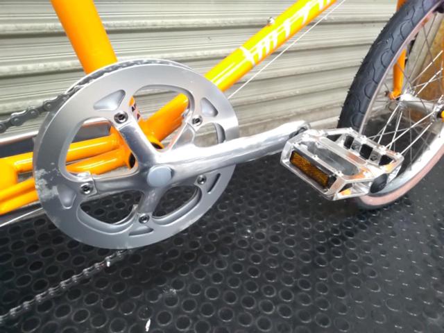 MIYATA APV-4301 PAVEA 20×1.50(406)インチ外装7段変速ミニベロサイクル オレンジ