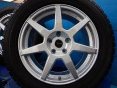 テクマグ207R  + BRIDGESTONE（ﾌﾞﾘﾁﾞｽﾄﾝ） ブリザックRFT　溝たっぷりランフラットスタッドレス付！　BMW X3（F25）、X4（F26）などに♪