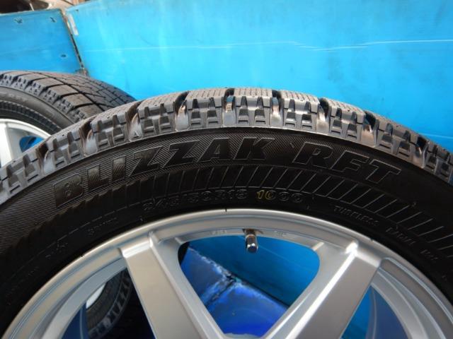 テクマグ207R  + BRIDGESTONE（ﾌﾞﾘﾁﾞｽﾄﾝ） ブリザックRFT　溝たっぷりランフラットスタッドレス付！　BMW X3（F25）、X4（F26）などに♪