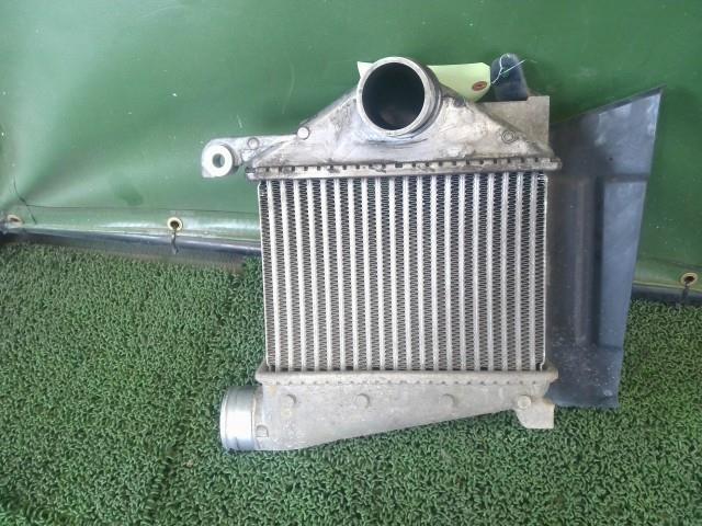 インタークーラー（NV350キャラバン） 純正パーツ インタークーラー 