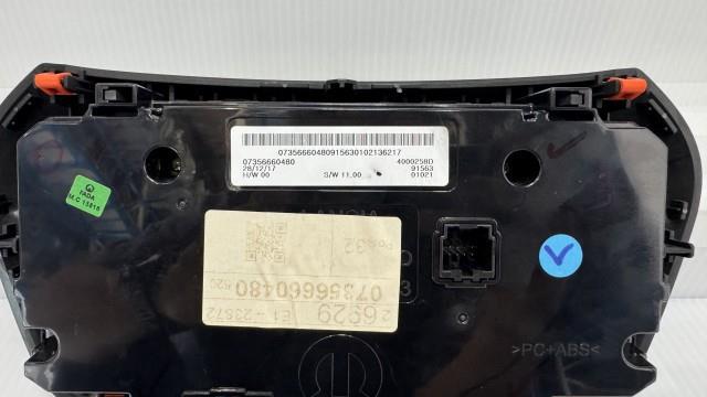  マルチモニター（ジープ レネゲード） 純正パーツ その他インダッシュモニター