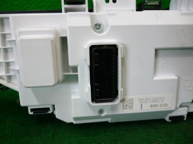 ヤザキ マルチモニター（ヴォクシー） 純正パーツ その他インダッシュモニター 83290-28010