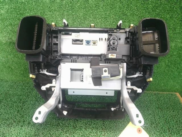  マルチモニター（クラウン） 純正パーツ その他インダッシュモニター 86111-30B70
