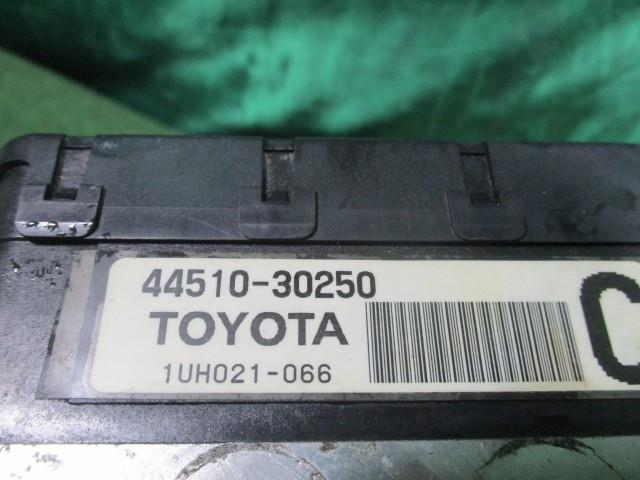  ABSアクチュエーター（クラウン） 純正パーツ その他ブレーキ系 44050-30250