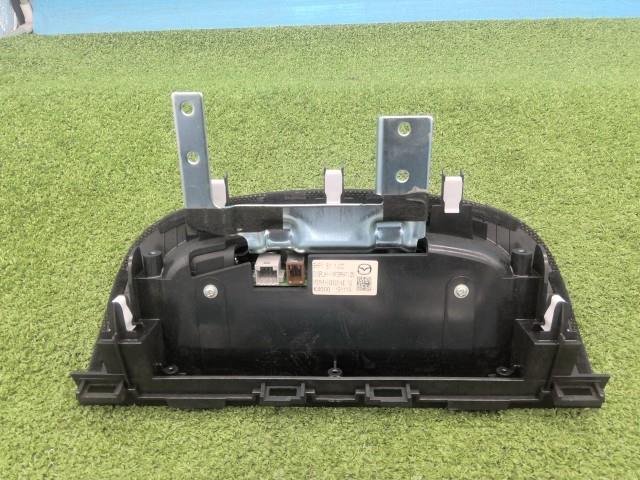 不明 マルチモニター（アクセラ） 純正パーツ その他インダッシュモニター BHP1-61-1J0D