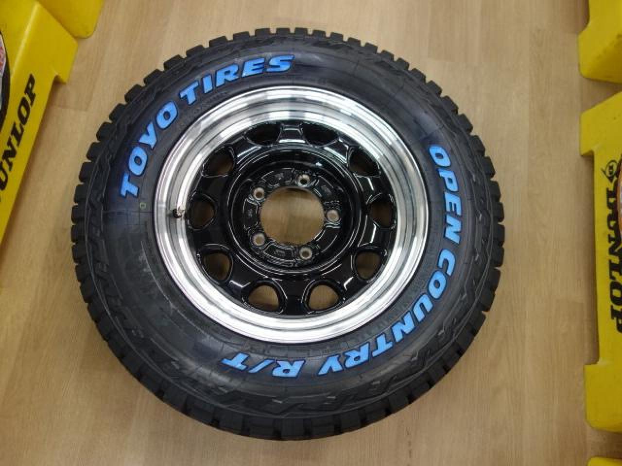 TOPY LANDFOOT SWZ + TOYO OPEN COUNTRY R/T ★★新品 4本セット★★ ☆値下げしました!!☆ | カー ...