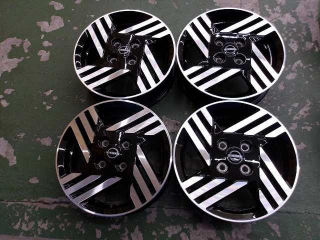 Nissan genuine
Alloy Wheels
Lukes
B44A
Highway Star X