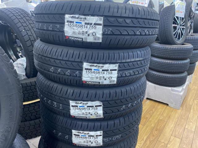YOKOHAMA BluEarth AE01 | 新品 | アップガレージ 富山店 | カー用品 タイヤ 14インチタイヤを通販で購入する ...