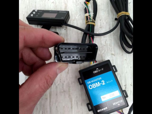 Obtrace Umonitor Pivot OB MONITOR + OBM-2 | 目立った傷や汚れ無し | アップガレージ 小牧南インター店 | カー用品 電装系 ...