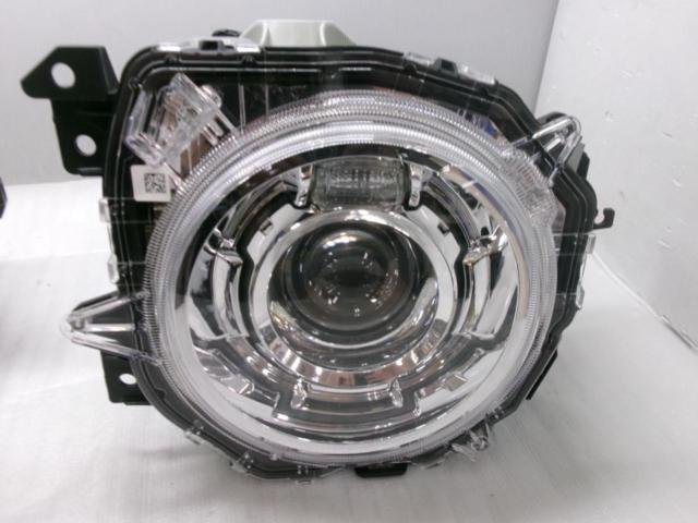 スズキ純正 JC74W ジムニーノマド 純正LEDヘッドライト | 目立った傷や汚れ無し | アップガレージ 広島中央店 | カー用品 ボディ ...