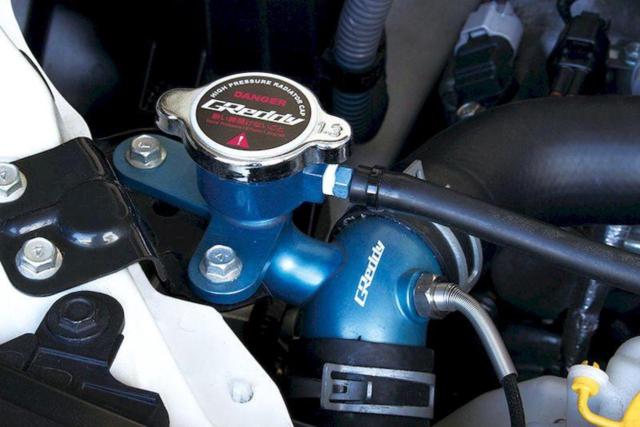 TRUST GREDDY อะแดปเตอร์วัดอุณหภูมิน้ำ 86(ZN6)/BRZ(ZC6) 16401690
