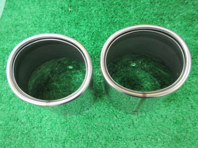 ☆ส่วนลดจำกัดสำหรับการขายในร้านค้า☆ ท่อไอเสียแท้ Subaru Forester