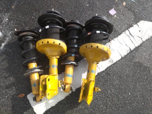 ลดราคา! SUBARU WRX VAG ของแท้ OP (ผลิตโดย BILSTEIN) ชุดช่วงล่าง