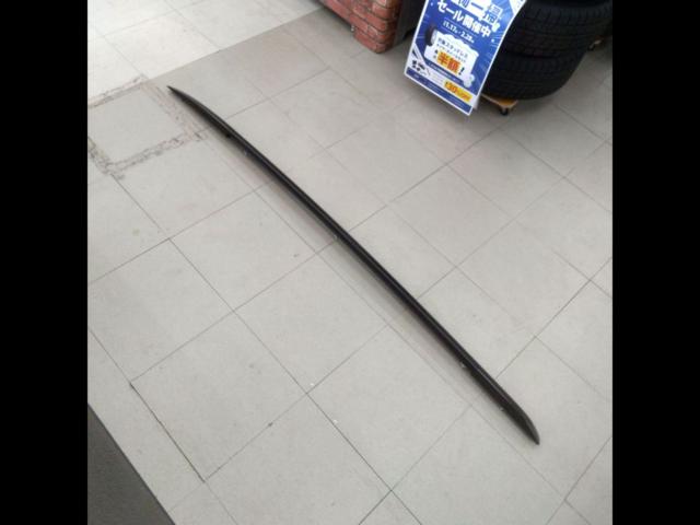รางหลังคา Subaru ของแท้ฝั่งคนขับเท่านั้น