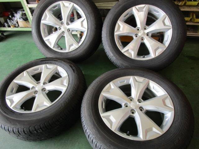 SUBARU Forester แท้+DUNLOP GRANDTREK PT3