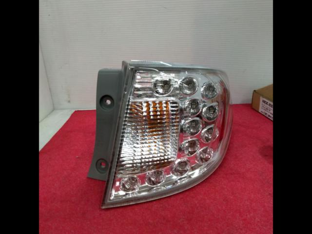 เลนส์ท้ายแท้ Subaru GRB/Impreza (ฝั่งคนขับ)